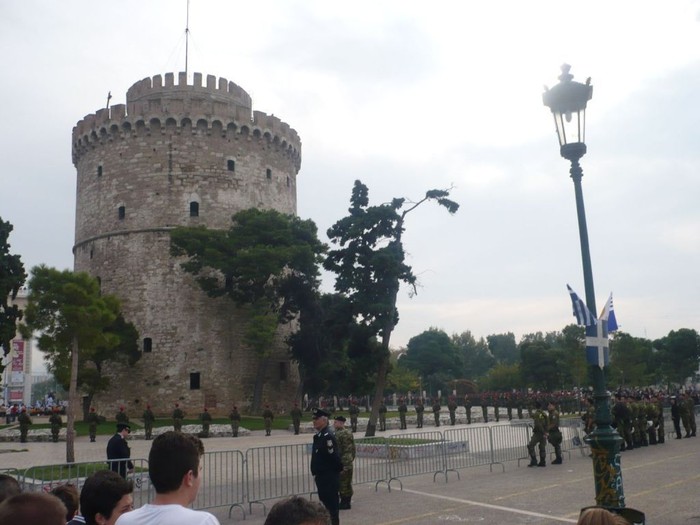 Hải quân Hy Lạp tham gia kỷ niệm năm thứ 100 của sự kiện Giải phóng thành phố Thessaloniki. Hải quân Hy Lạp tham gia kỷ niệm năm thứ 100 của sự kiện Giải phóng thành phố Thessaloniki. Hải quân Hy Lạp tham gia kỷ niệm năm thứ 100 của sự kiện Giải phóng thành phố Thessaloniki.